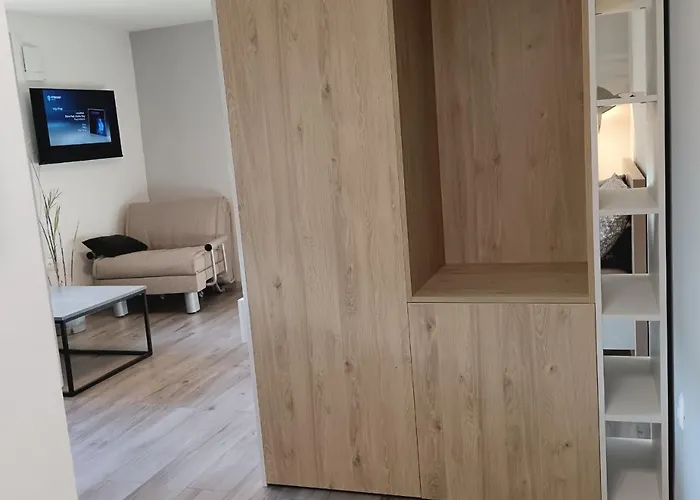 Apartma Dolgi Апартаменты *